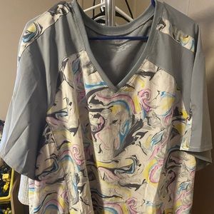 Infinity scrub top 5x